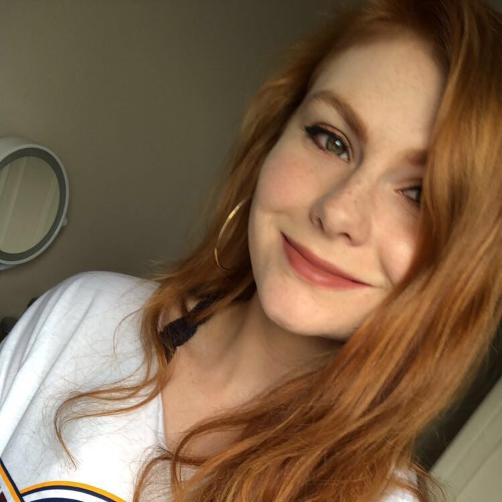 Meet your Posher, Carly